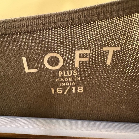 LOFT Black Women's Twist Detail Sweater 16 / 18 Plus - Picture 6 of 10